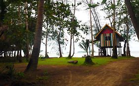 Ko Chang Beach Huts